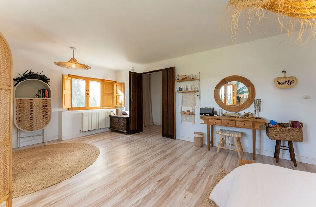 1f6e8a2e-9d5c-4796-a34d-b0ea3e379562