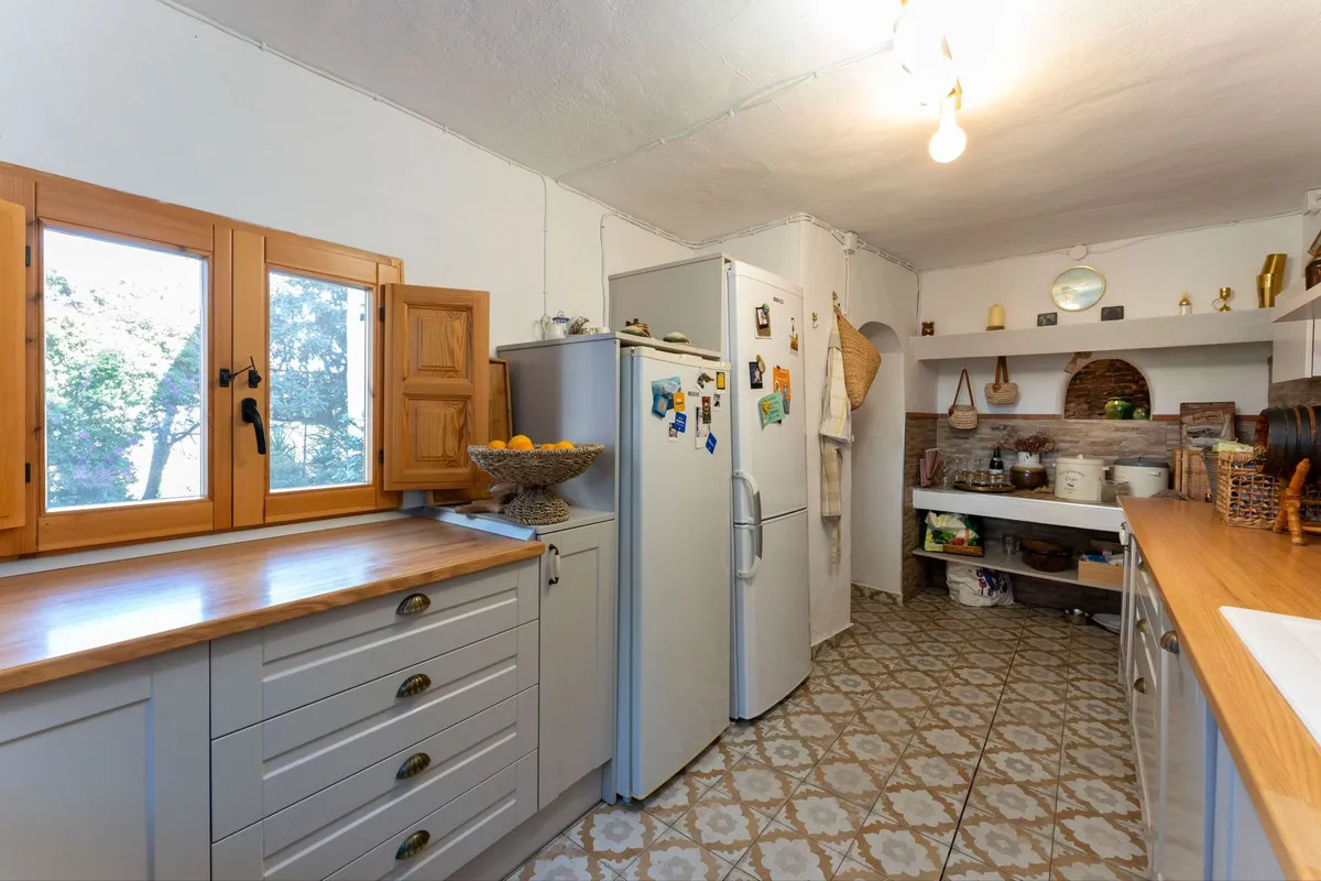 776fe00e-0bbd-4e91-9837-fe11c555664f