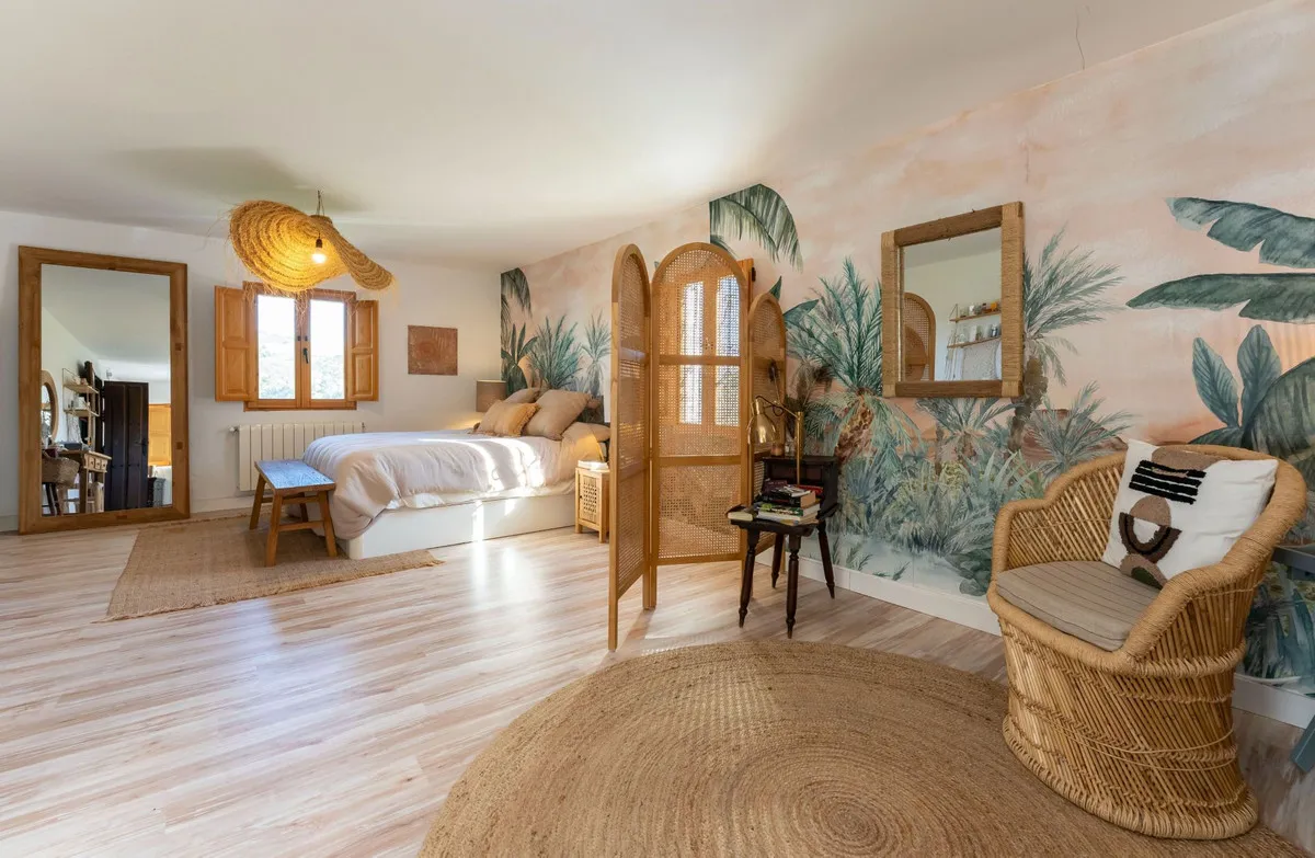 7c9d16fd-61ce-4a09-9cbe-c8111fd608b9