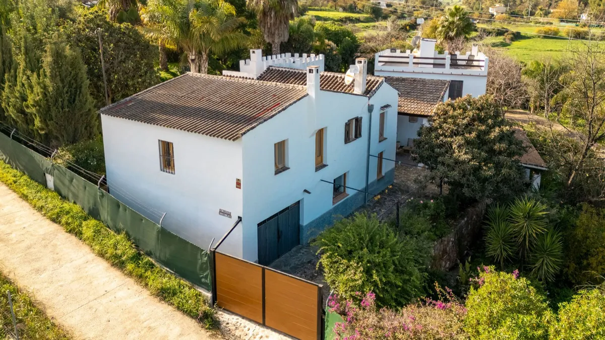 97fb7a7a-d12e-4aac-a1d9-378eaca72d61