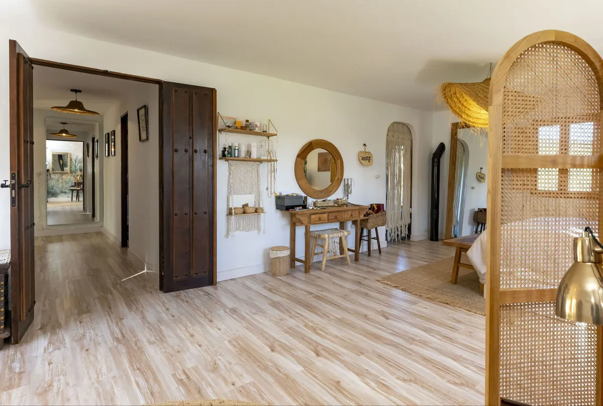 b580a67b-e58d-49bc-acb6-e8b010e88884