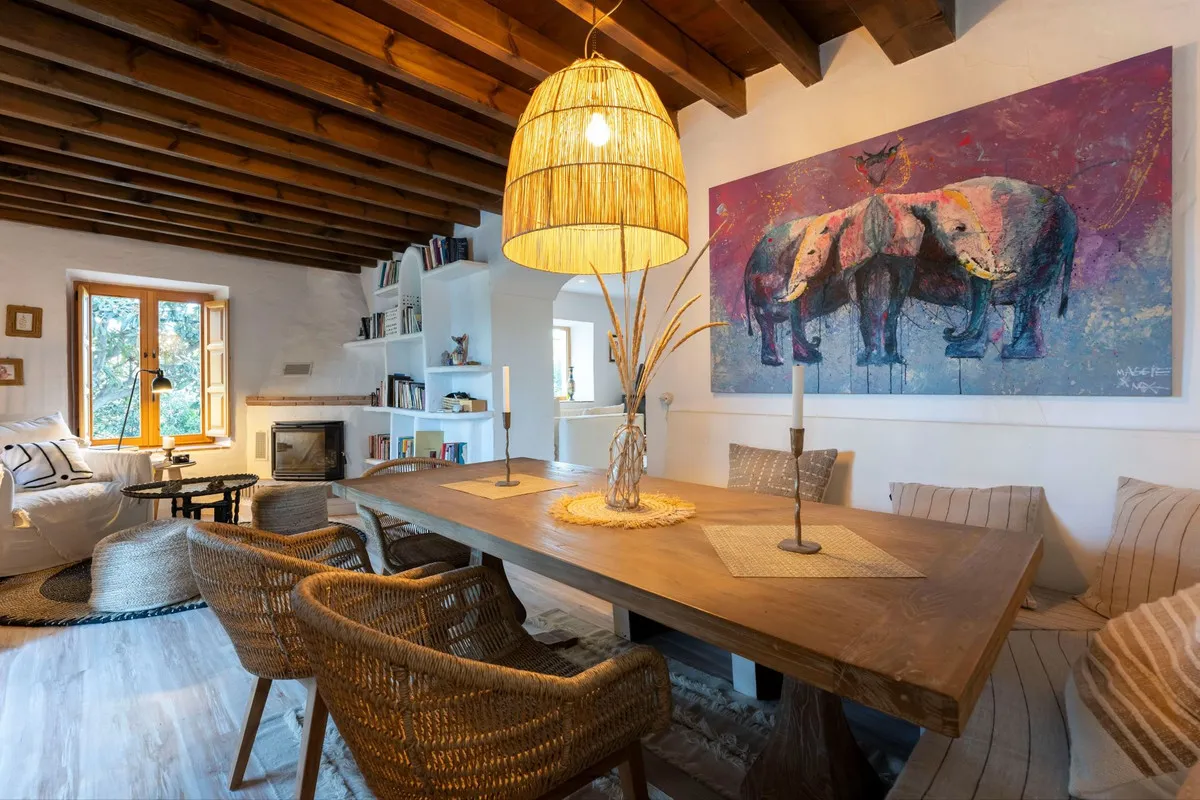 f5262034-3756-4eb8-b456-e1a4960d0e40