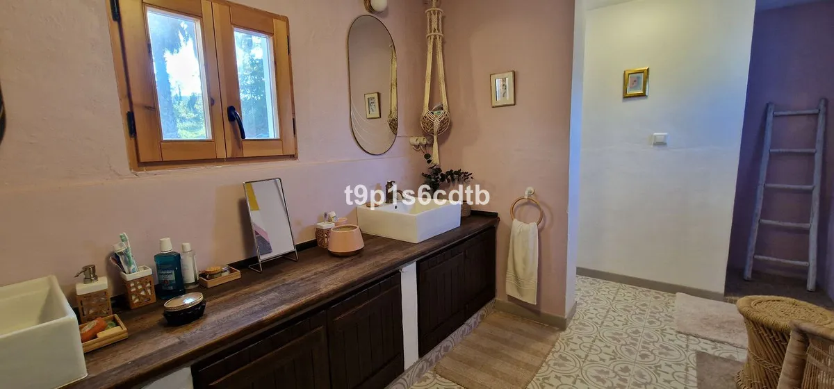 024628f8-f5a4-4171-9ca2-b1ec778393a3