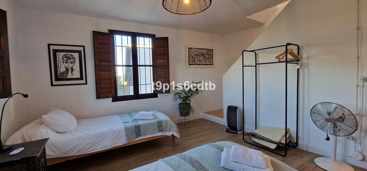 10782a95-7cb0-4b78-b677-aed1b3c0652c