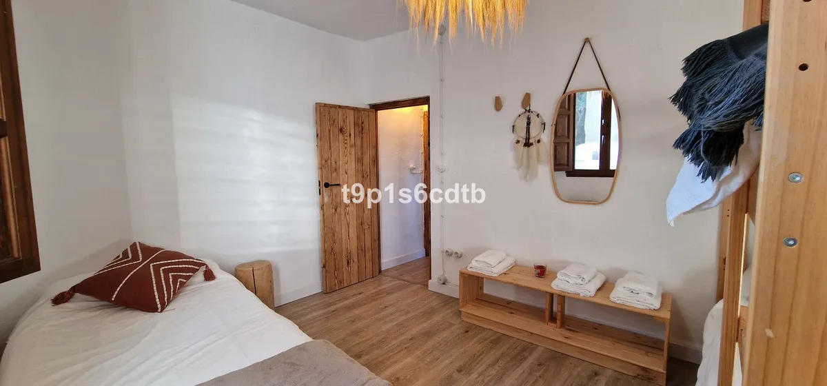 24730745-0fc5-42ec-8a95-bc6a235a8999