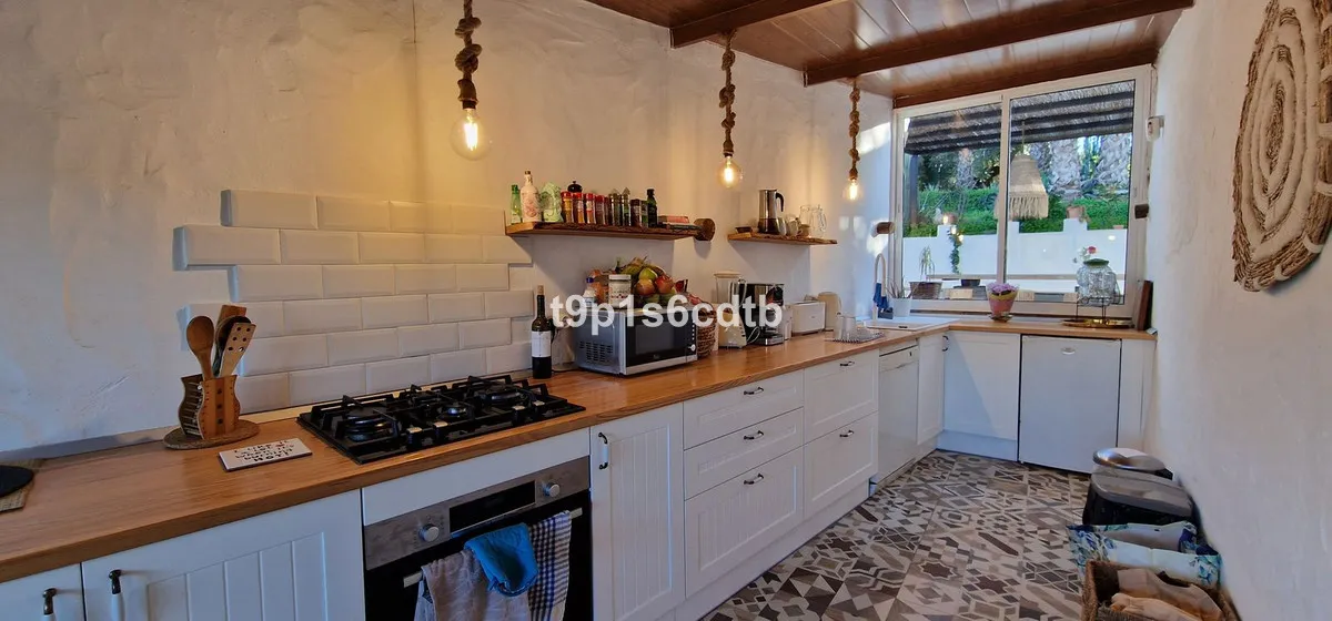 2e3def35-acbe-449b-94ce-f3149e017399