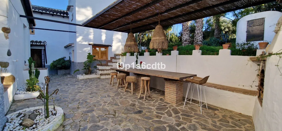 34716d0e-715b-4d6c-a16f-50484d4a4b7d