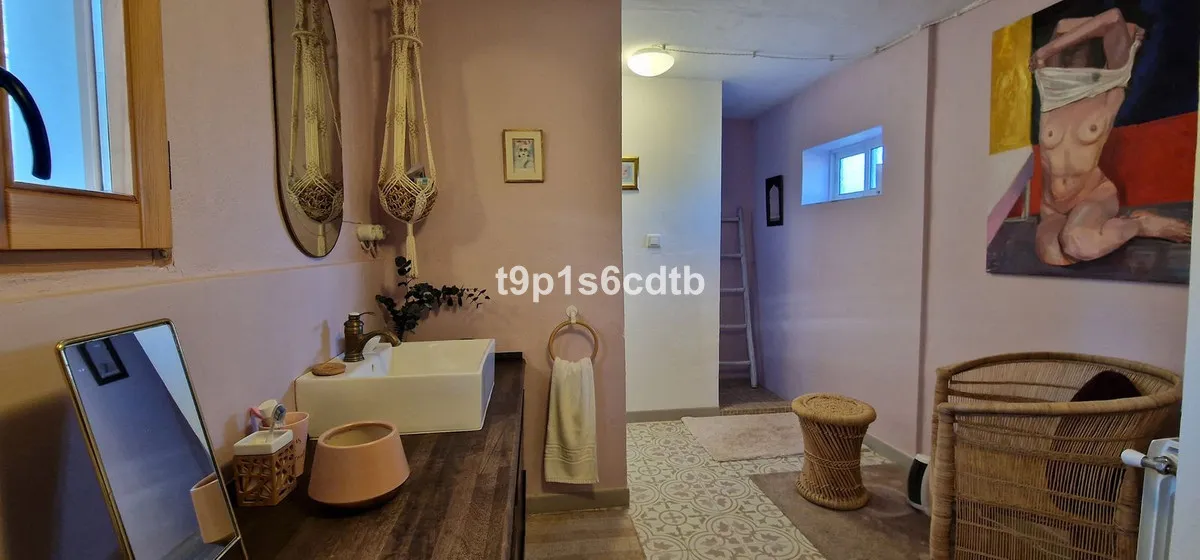 669797f0-81aa-4252-9dc9-74df7ee9e143