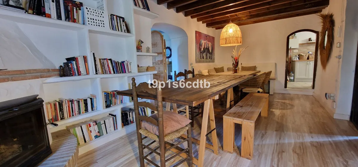 967de1c8-7959-4678-a67d-6d69600e0248