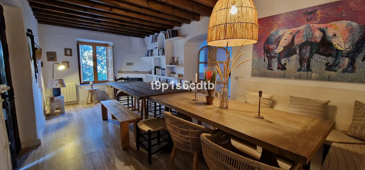 cce1f733-8628-4a40-830d-6dbc373adb93