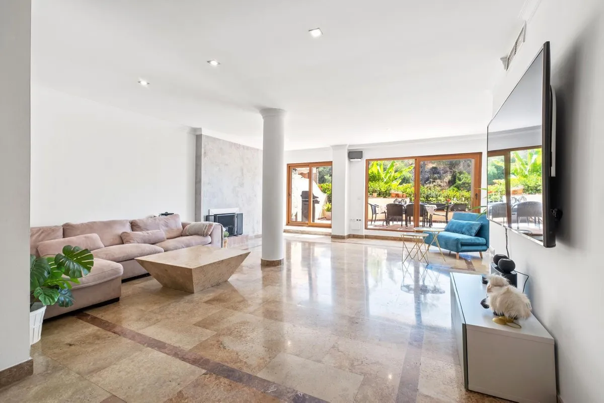 06586b01-6c37-463f-ab74-a4d98599ccda