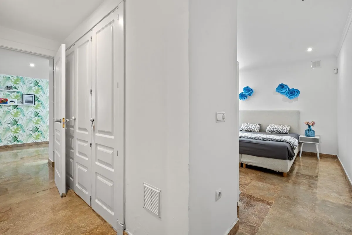 2e9832f3-b695-4eb0-bb12-dea52ebc165d