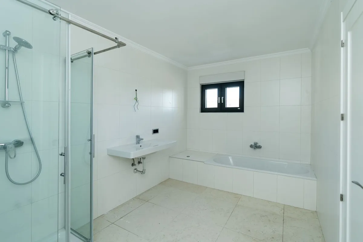 48fcfeac-ea99-4a1a-bf92-eaa04cfc1965