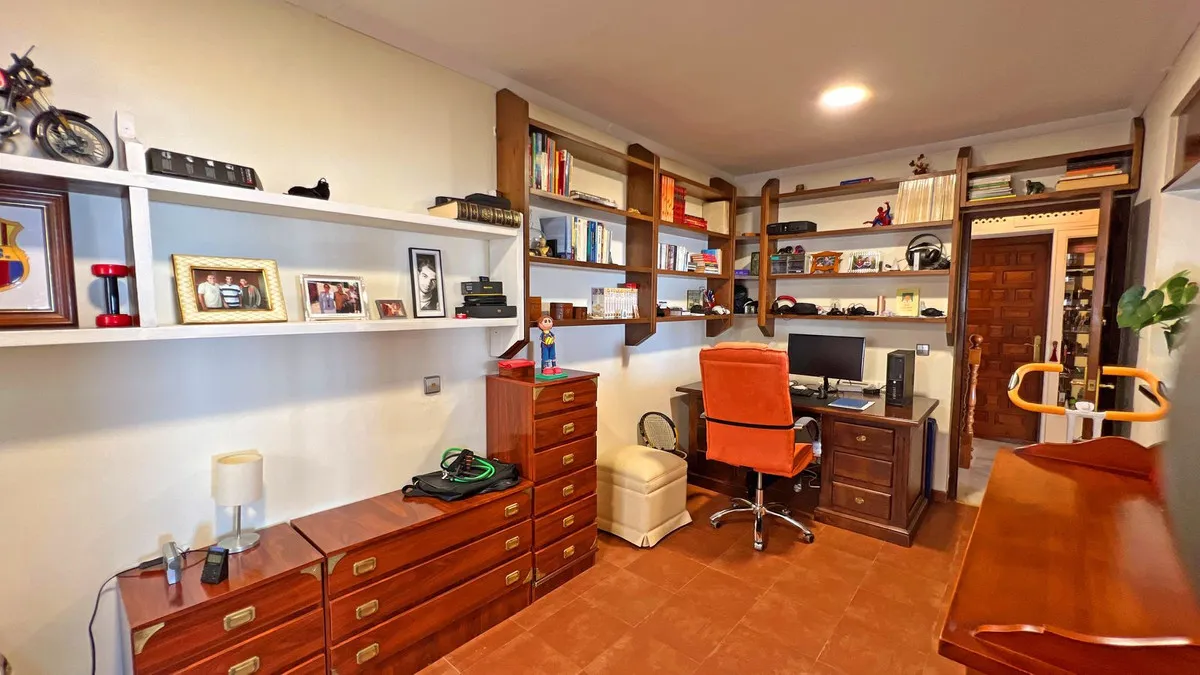 6b7530fa-fa89-4460-ae8d-001a98de9110