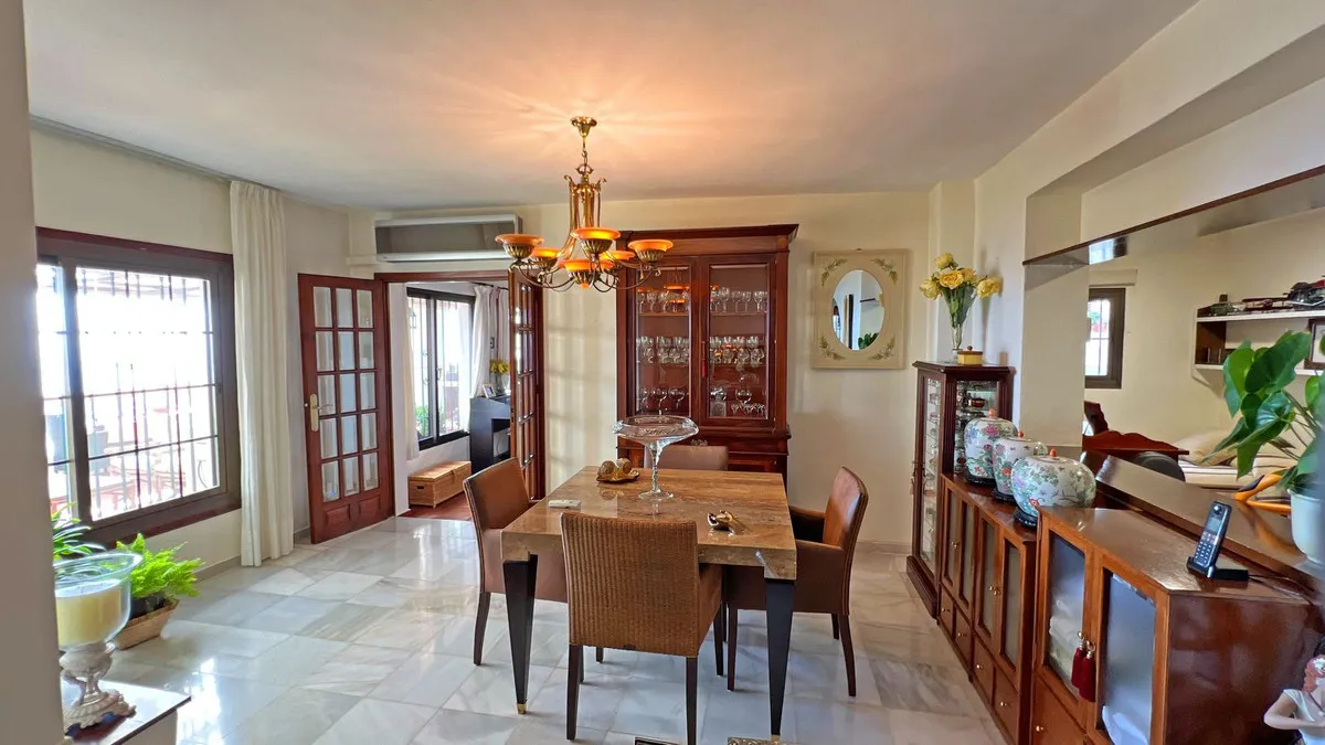 e8c9338b-fa0a-46fd-a866-9e8b0e1a7866