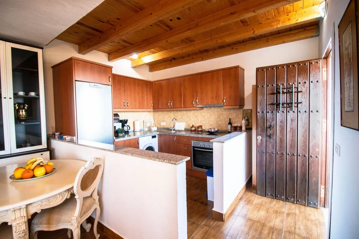 fbbed712-aeae-4dfa-a3f4-140ecfb73d5d