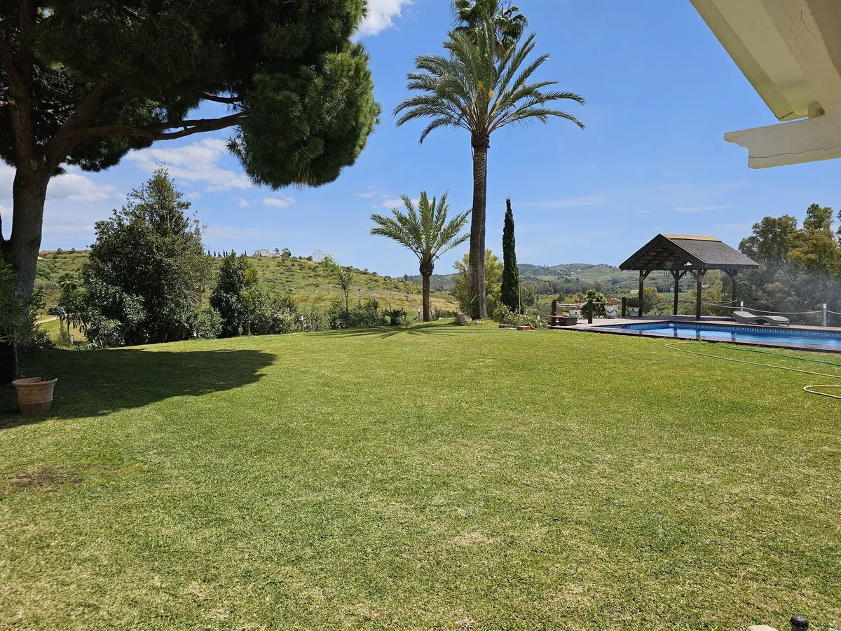 16387d8f-6e09-4ea4-a6eb-4da8b5870e4e