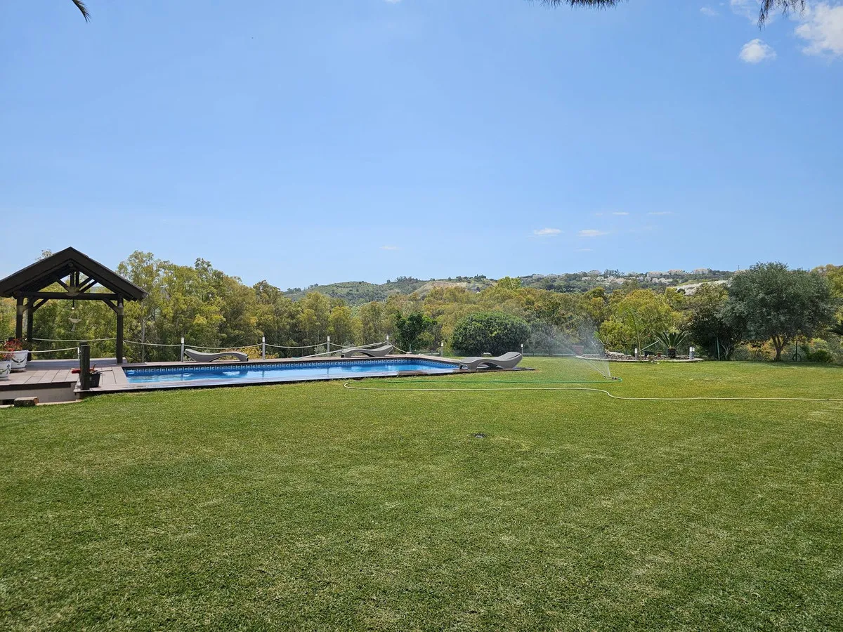 221bcbf4-fac9-48b0-9068-9d6a69bb4e37