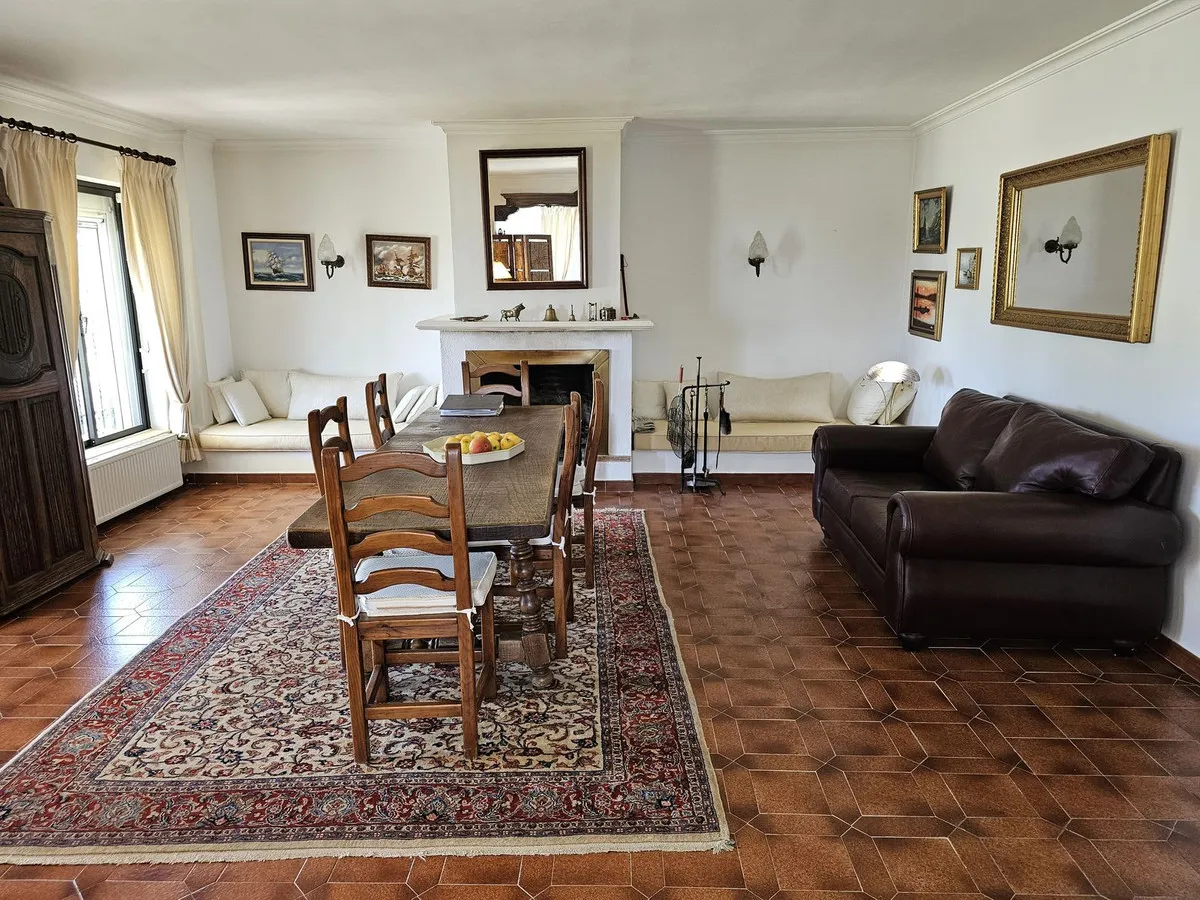 4c9e8a3d-1835-4d86-8474-bb54de653dbd