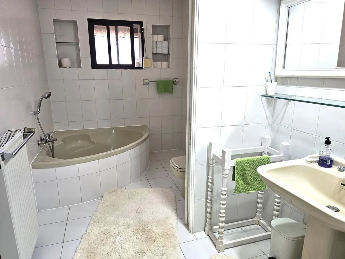 896fd24e-2e68-4a9e-8e30-339e1945fd9a