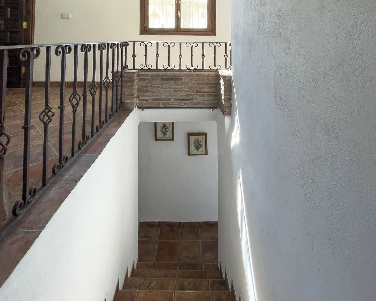 42db6579-a5f7-487c-b42b-6ee3fbe052eb