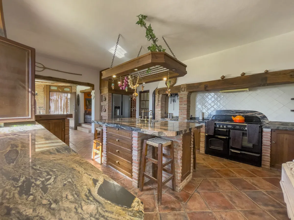 4e742f4d-1423-40ab-a66d-0f40b5877144