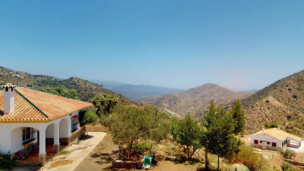 92afec88-7b04-4e09-b346-82b9790b9a42