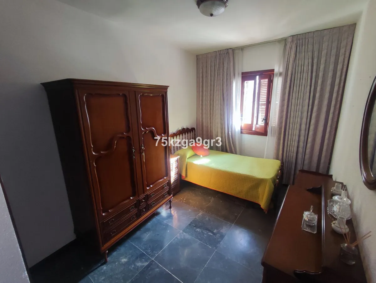 3f85c71f-e518-4027-acb1-8f832fcbfb79