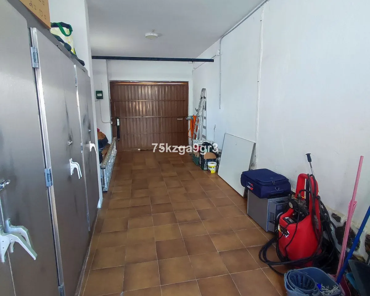 520d3384-4766-4abe-b40d-b61d5b0fae30