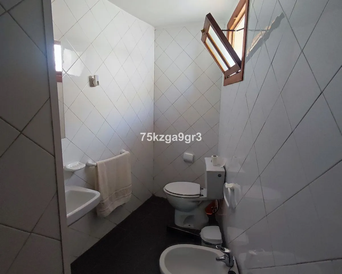 c964d773-1c22-4cb2-bde5-414633013100