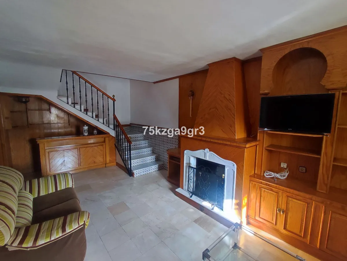 dc8735c6-aa5d-4d37-8f84-08328b3a6613