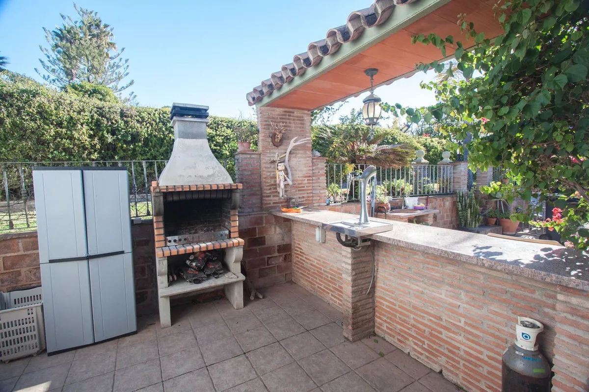 58e69647-0e96-4ad9-9f8a-faa93881ccad