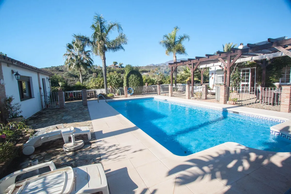 88ef18f2-fcc8-48db-bd40-e5cdf6dc8e52