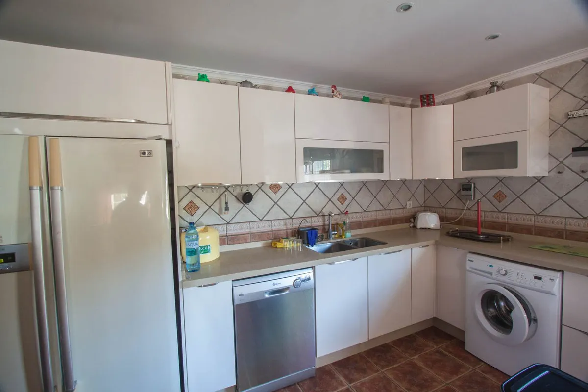 ae8d27d8-f55d-4935-96db-1e350e5ce49a