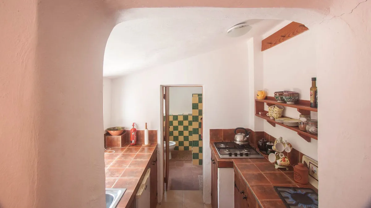 0fce96da-e4ba-44d6-8bdf-4342a1ab5f9a