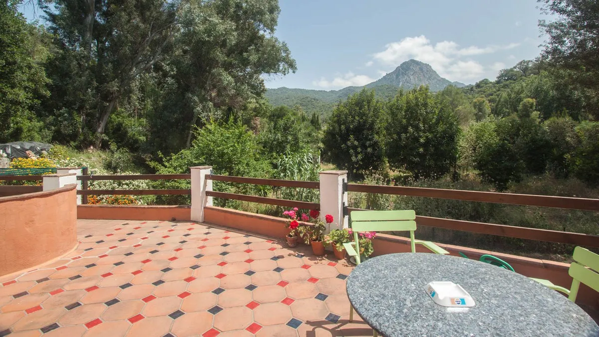 94856b37-5f0f-4977-bd1f-ba5ca244f942