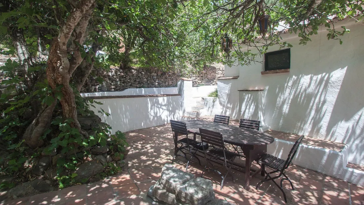 f41fd1a3-7dc2-4098-9d74-6ef610ec02c2