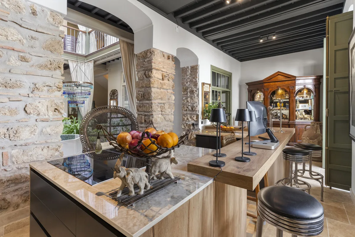 bc6e7725-8aeb-4fc3-bd49-80aeb9bed8ca