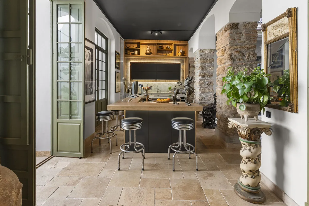 e5ac6452-1a24-40cb-a6c2-1bb10b91afd9