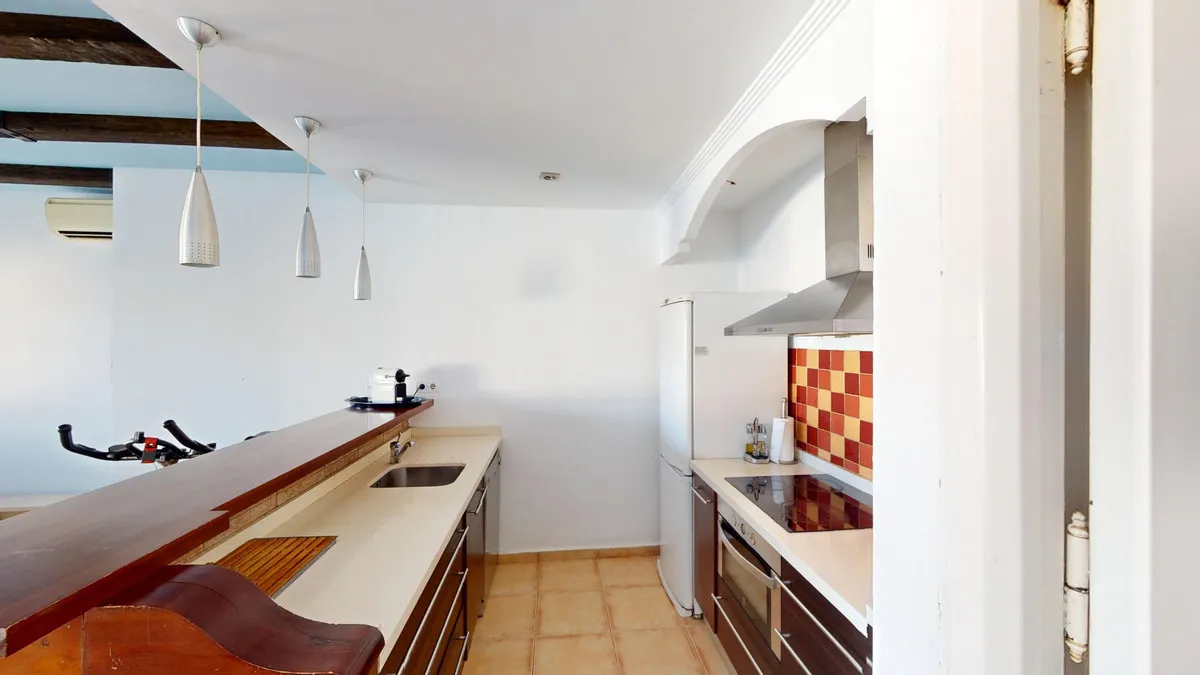 5ee53d81-6133-4d93-9f60-5a1e12d48ed0