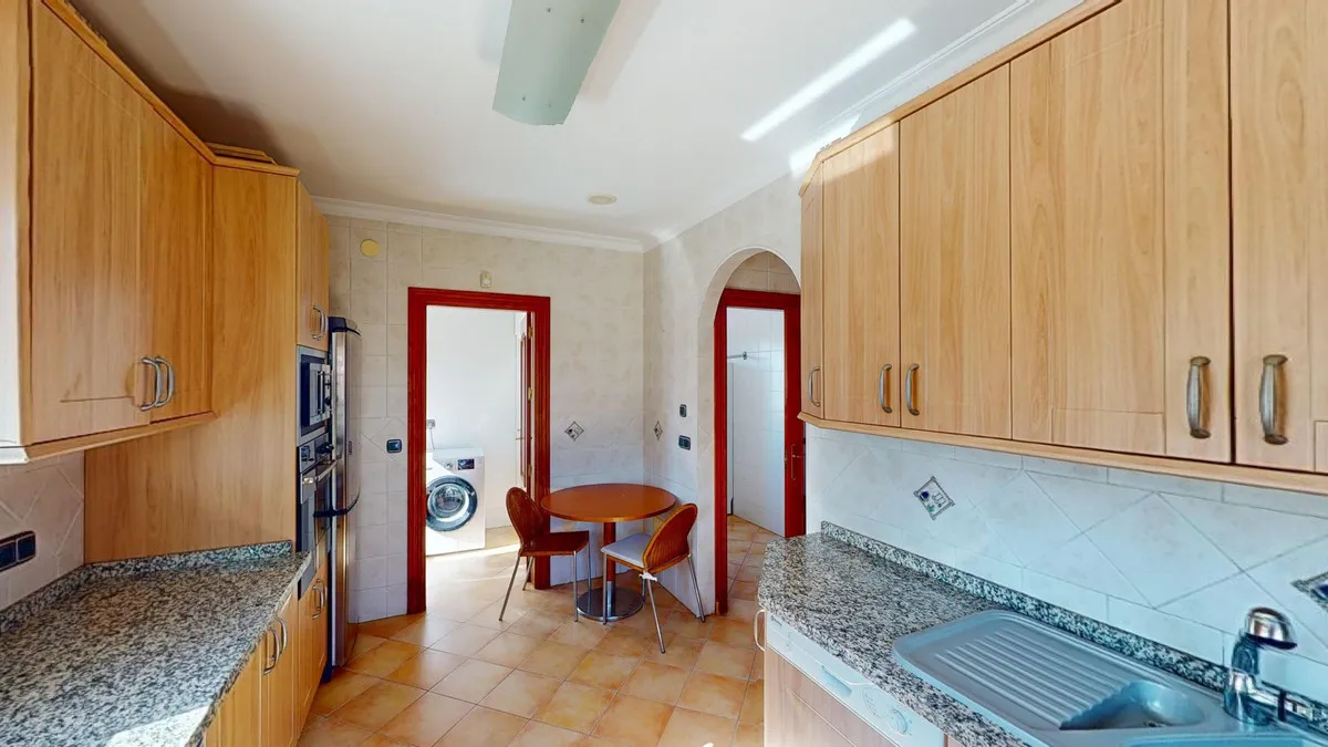 76cd229a-8438-4141-a91b-ea92a2a4a41a