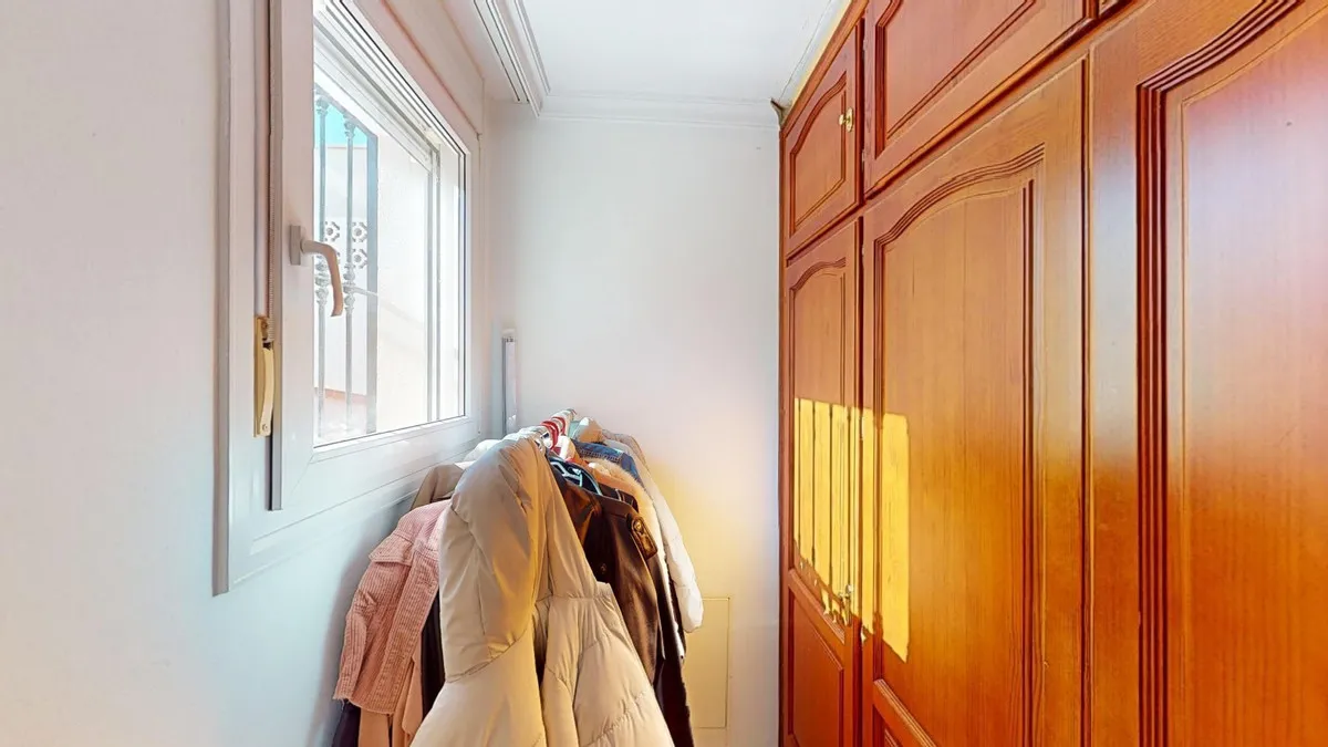 94d03beb-6d2d-42fa-b80f-906b8ecbd7ef