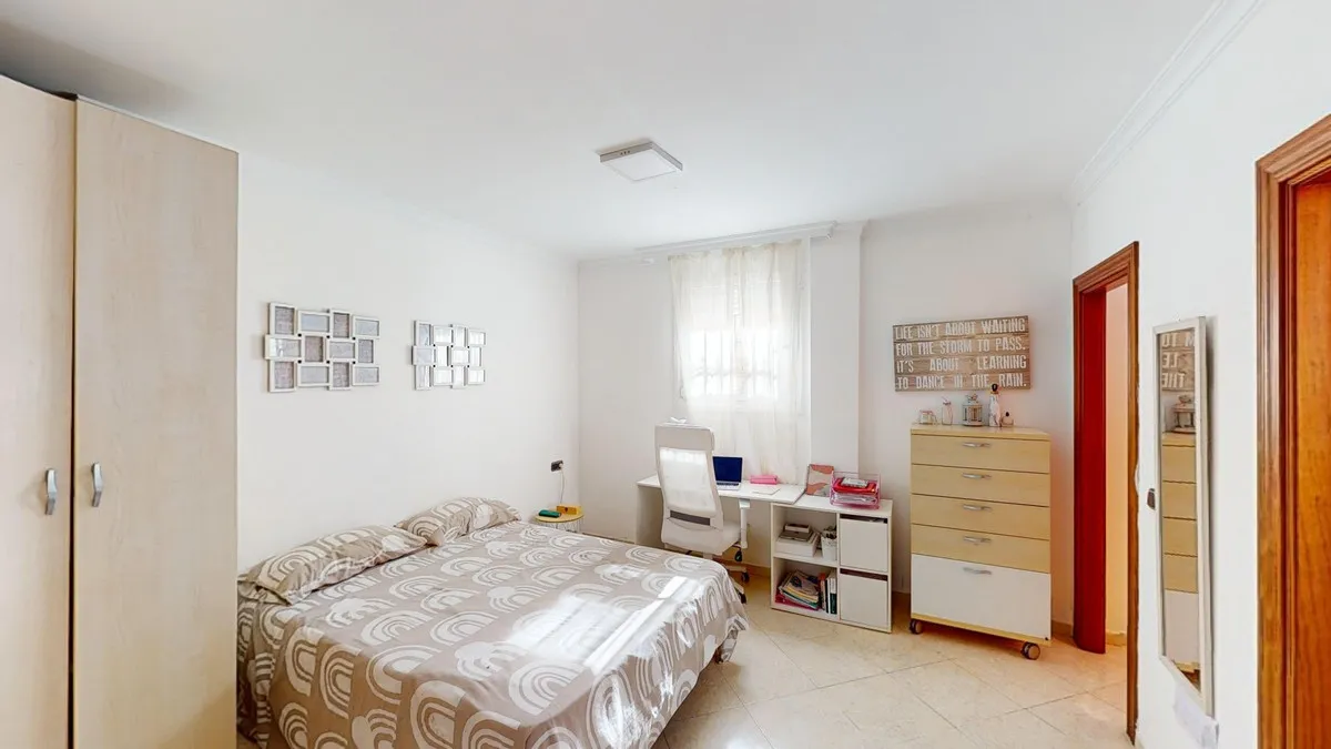 d32856f6-8dcb-413a-be79-5cea7e1c59c8