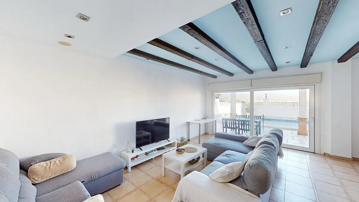 d3c653b0-2f04-49db-b555-c507d53a7386