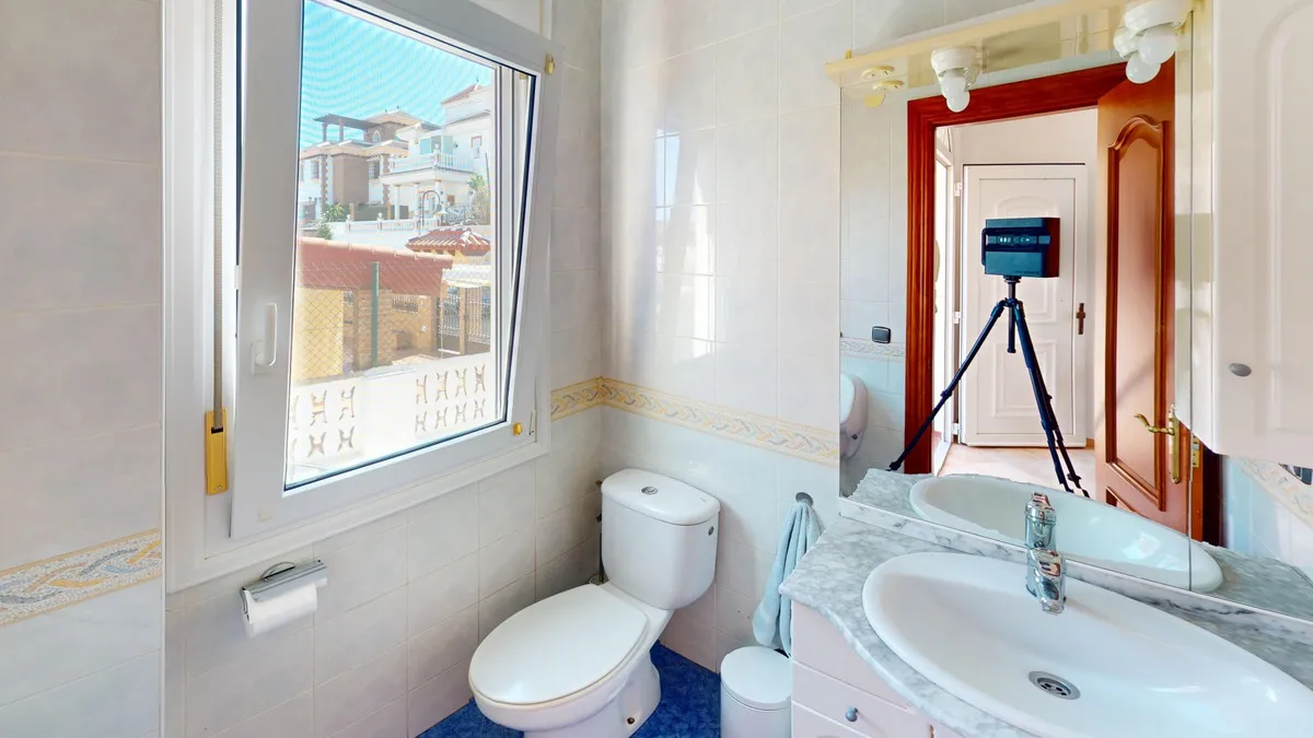 fdcf3d76-5742-4a2d-aa3b-0ec5c7a9886e