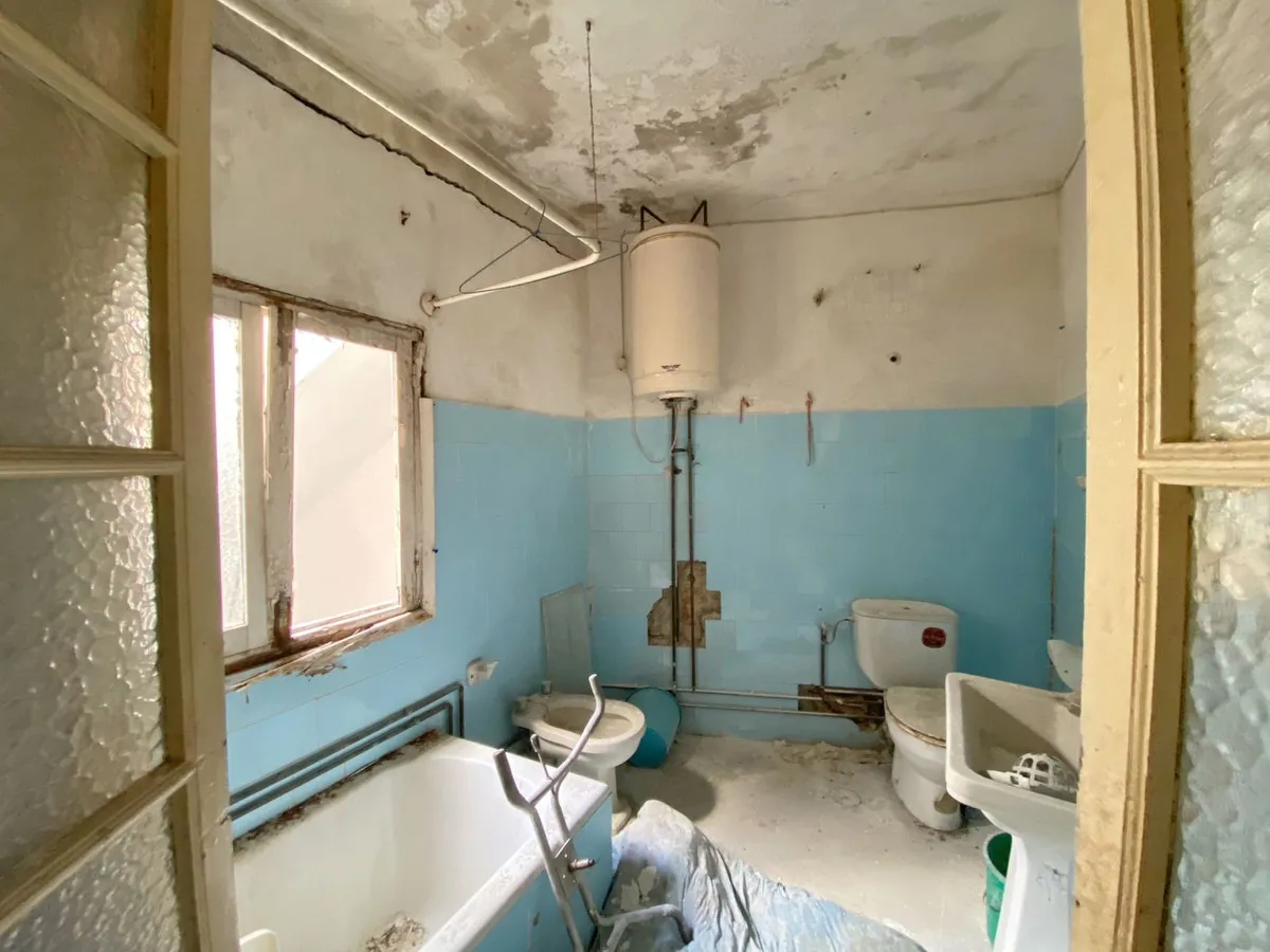 4f33dec5-769c-42b0-ae3e-cb68b62f2d09