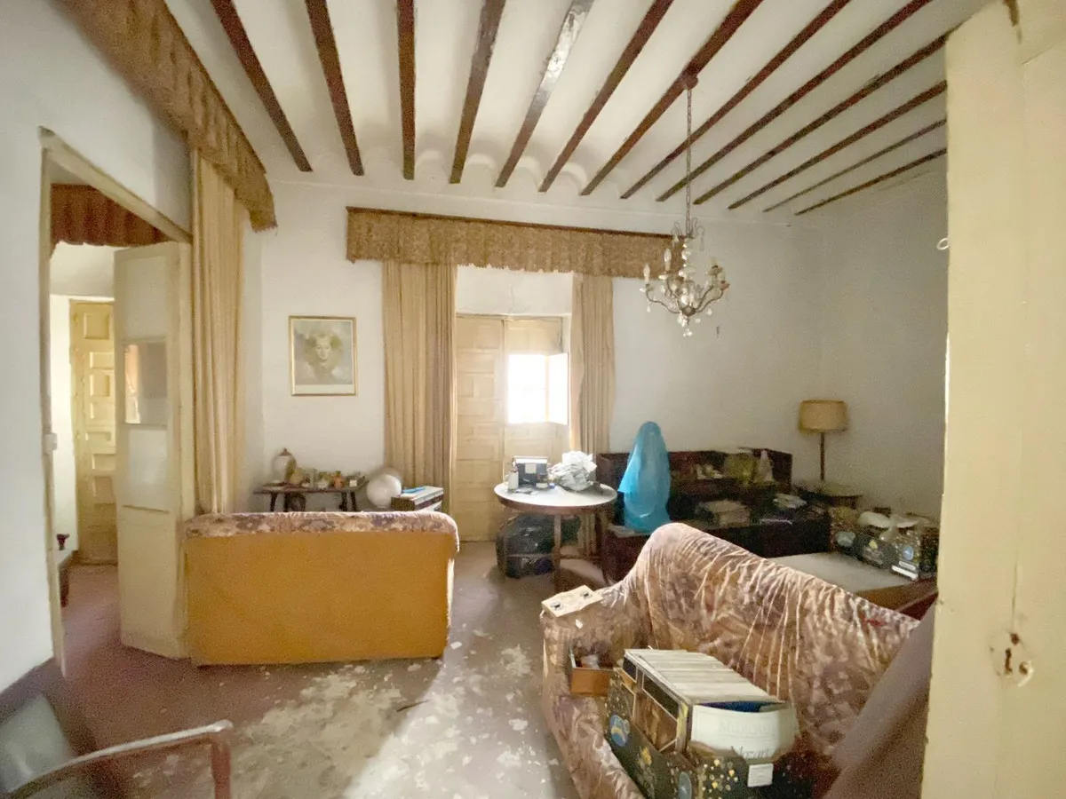 d6c45b80-2ece-4765-a3d7-5ec9299e93ab