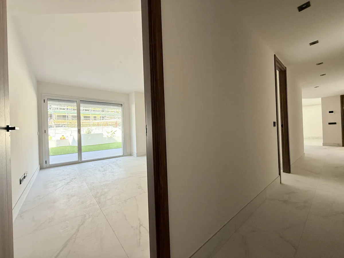 51b56155-2f3f-4a24-9638-d36f9fb766d9