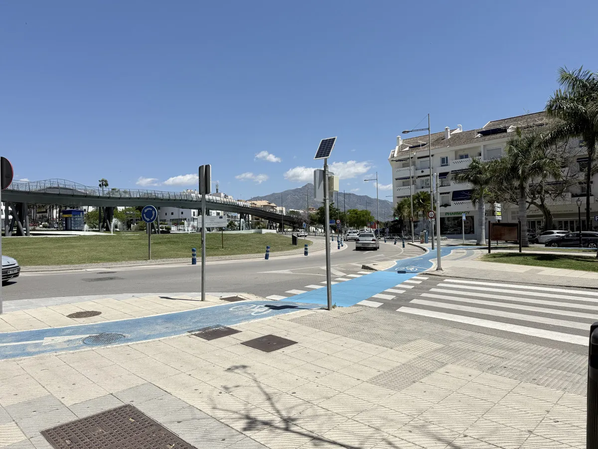 ca36d6cc-62a5-4051-a5fd-90909e850acd