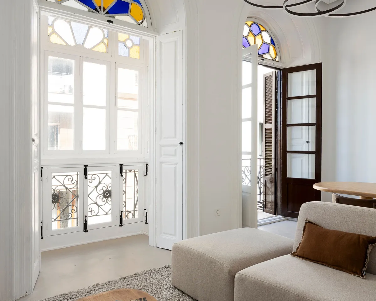 6e06b2ba-a3ac-40bd-8a8a-4c6422912e4f